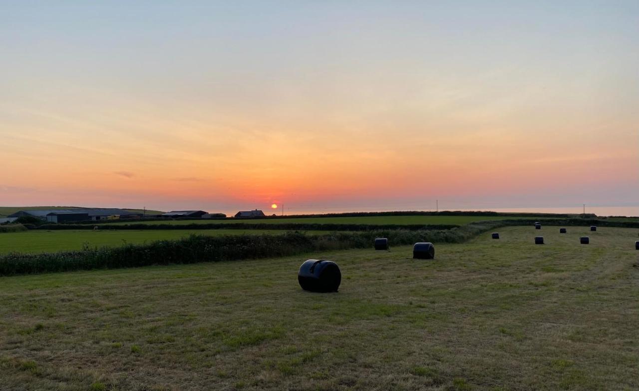 Polrunny Farm Sloe With A Sea View Apartment