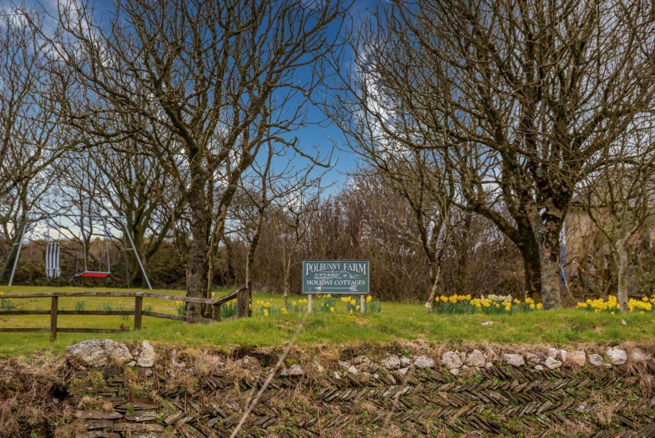 Polrunny Farm Sloe With A Sea View Apartment *